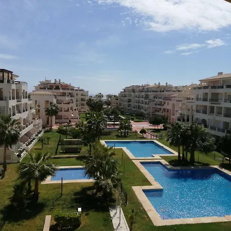Apartment Entre El Mar Y El Golf. Wifi Privado. *