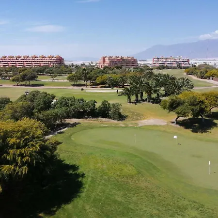 Entre El Mar Y El Golf. Wifi Privado. Apartment Roquetas de Mar