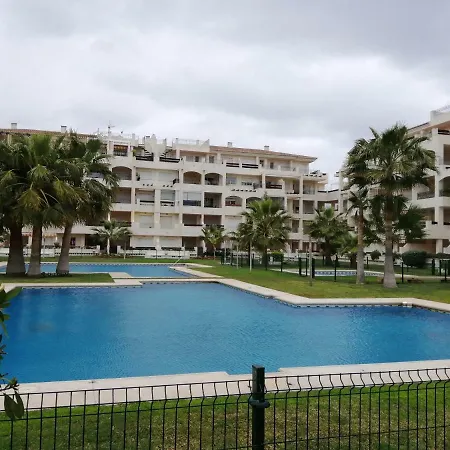 Entre El Mar Y El Golf. Wifi Privado. Apartment *